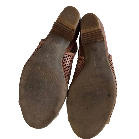 Paul Green Lois Perforated Leather Slingback Block Heel Sandal Size 8 - Picture 6 of 11